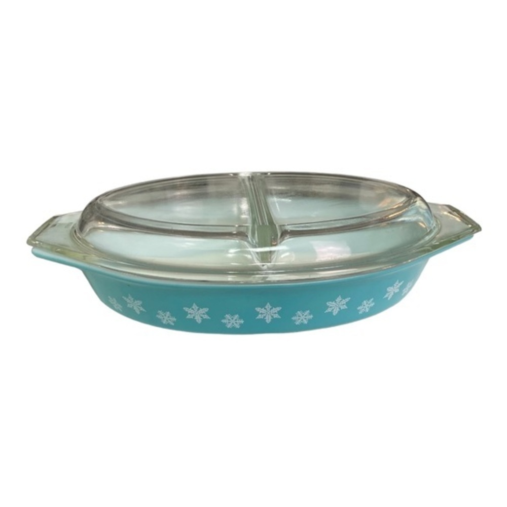 Vintage Pyrex Snowflake 1 1/2 QT Divided Serving Dish w/Lid